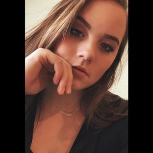 Meet your Posher, Lizzie